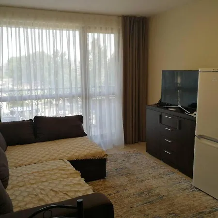 Апартамент Cascadas Family Resort Слънчев бряг