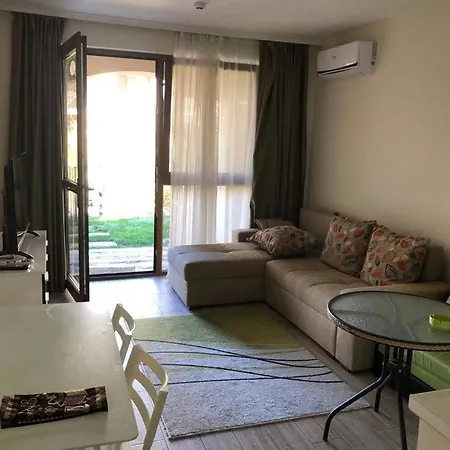 Апартамент Cascadas Family Resort Слънчев бряг